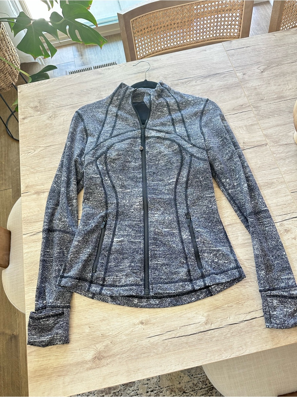 Lululemon Define Jacket Size 6 Heathered Black Gray Full Zip